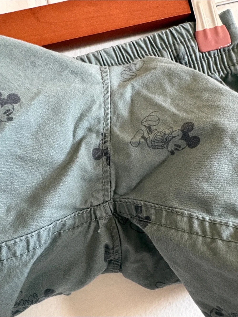 babyGap x Disney Mickey Mouse Pull-On Shorts 100% Cotton - Size 2T